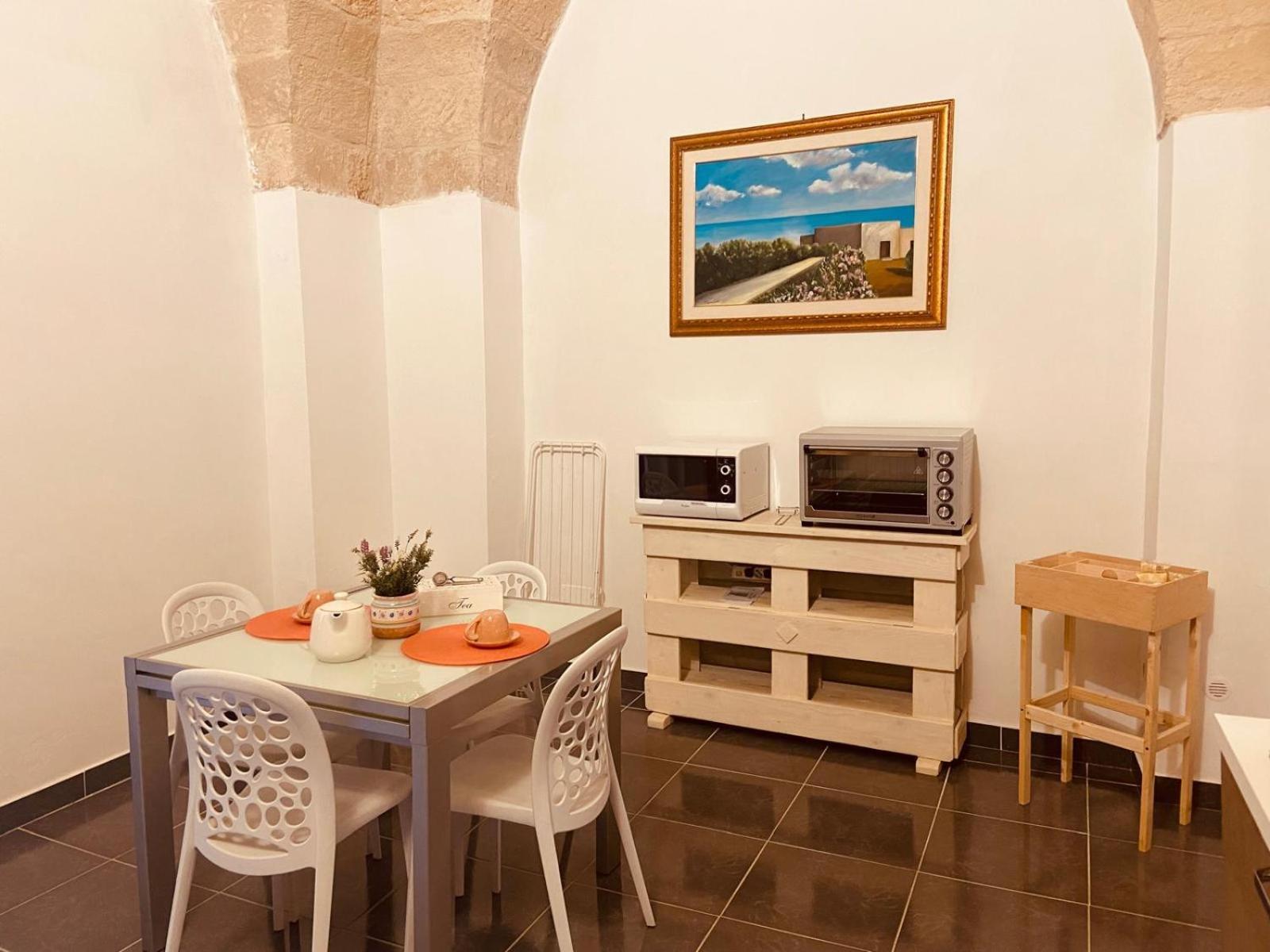 Dimore Di - La Corte Guest house